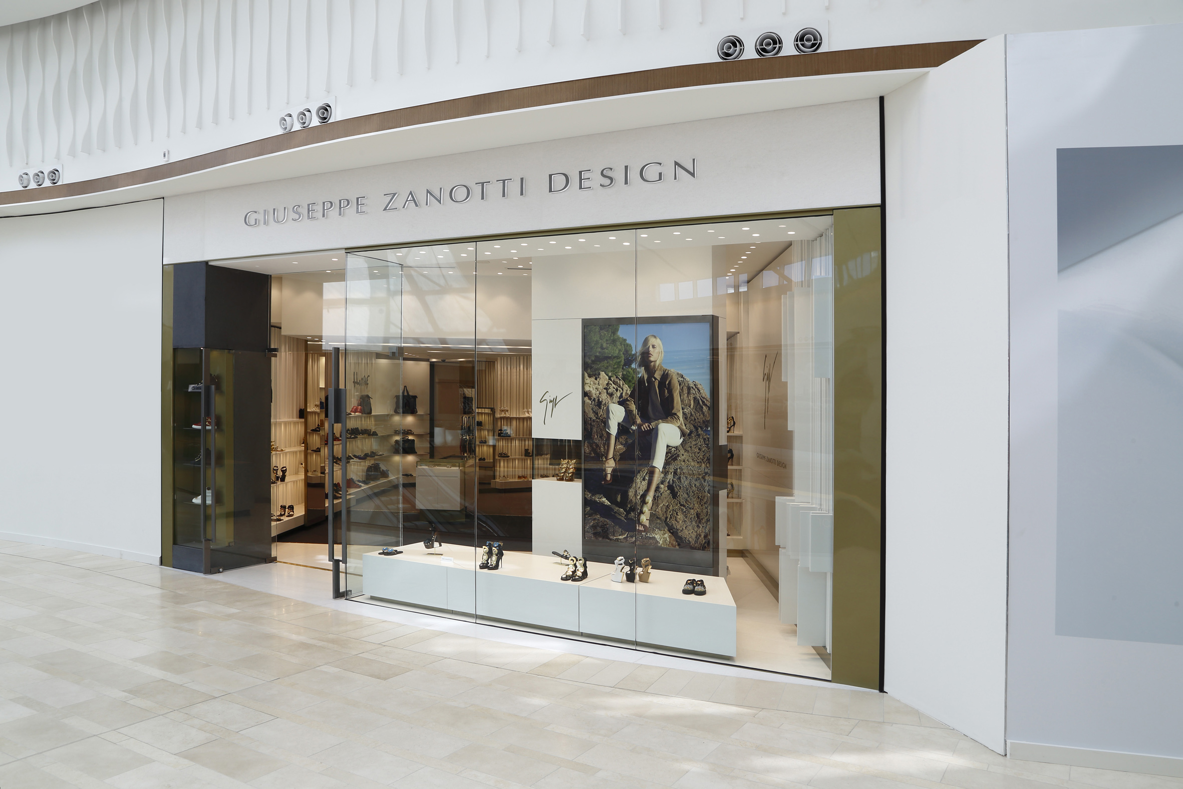 Giuseppe Zanotti Opens First Store in 